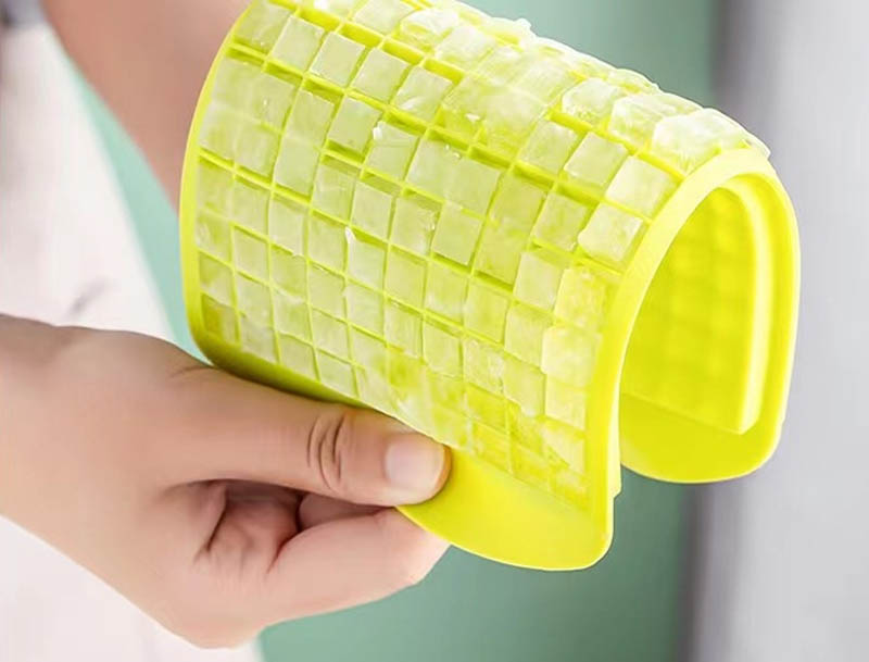 mini ice cube trays